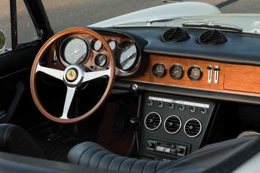Торпедо Ferrari 365 GTS (12163) 1968 года  (фото 4 из 22)